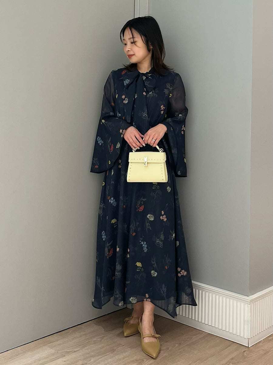 フラワープリントボウタイワンピース(デイリーワンピース)｜DRESS