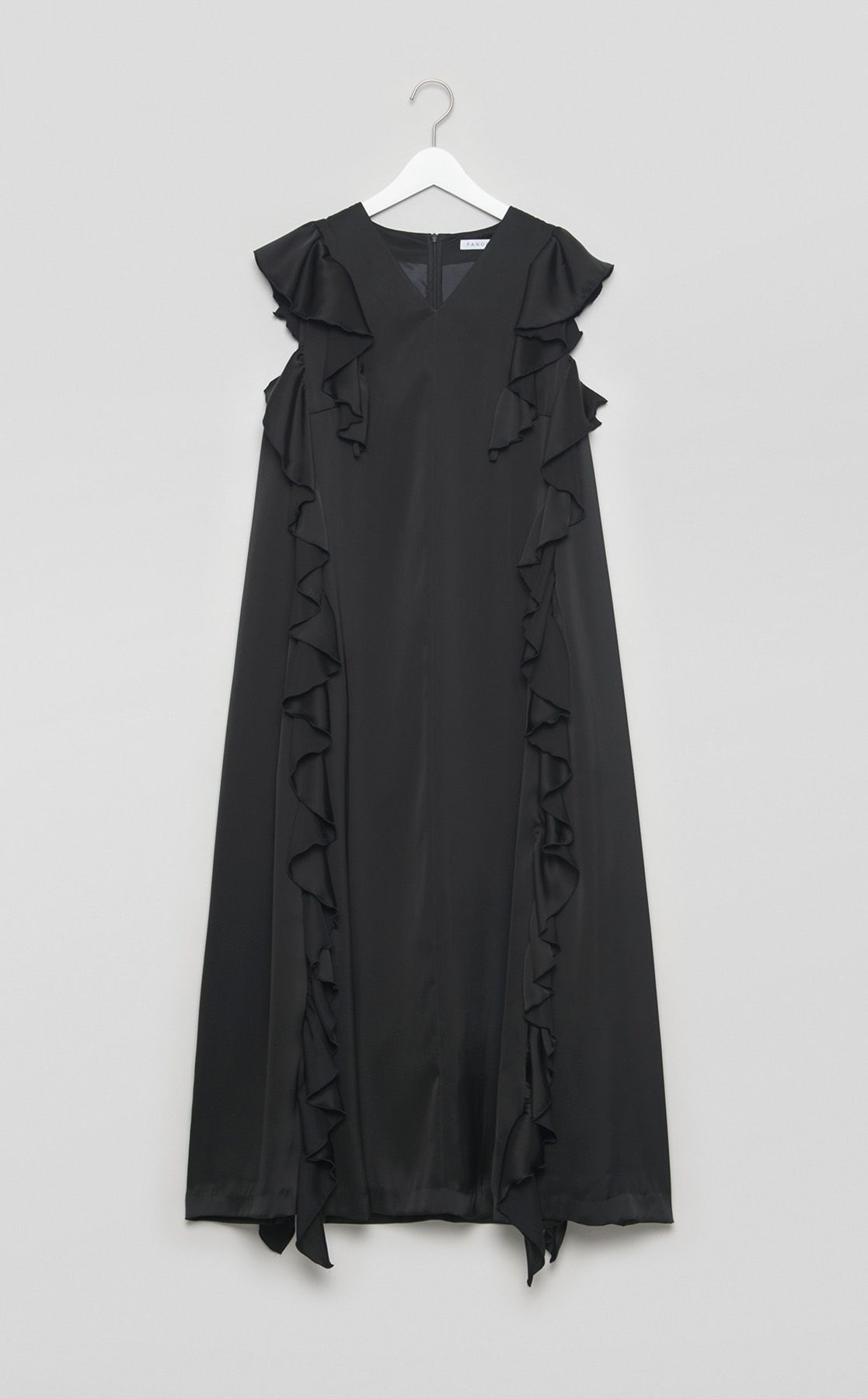 PANORMO｜サイドフリルVネックワンピース