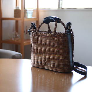 別注】あけびのかご（並編みグニ手・ショルダーストラップ付）／宮本