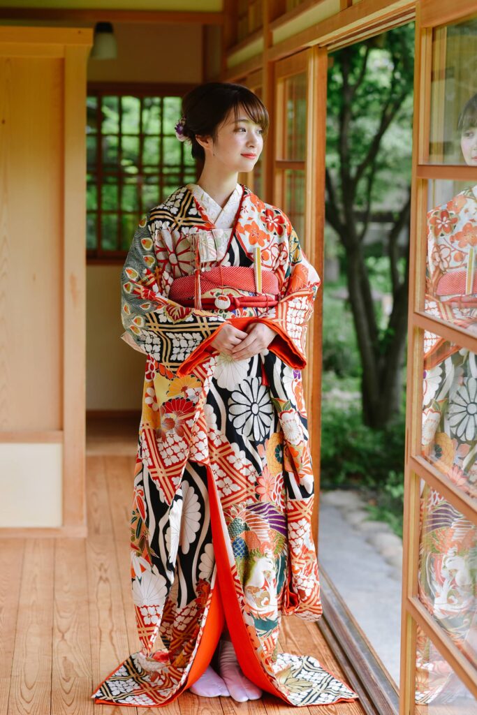 完全ガイド】結婚式の花嫁におすすめの振袖スタイルとは？ | ゆめや