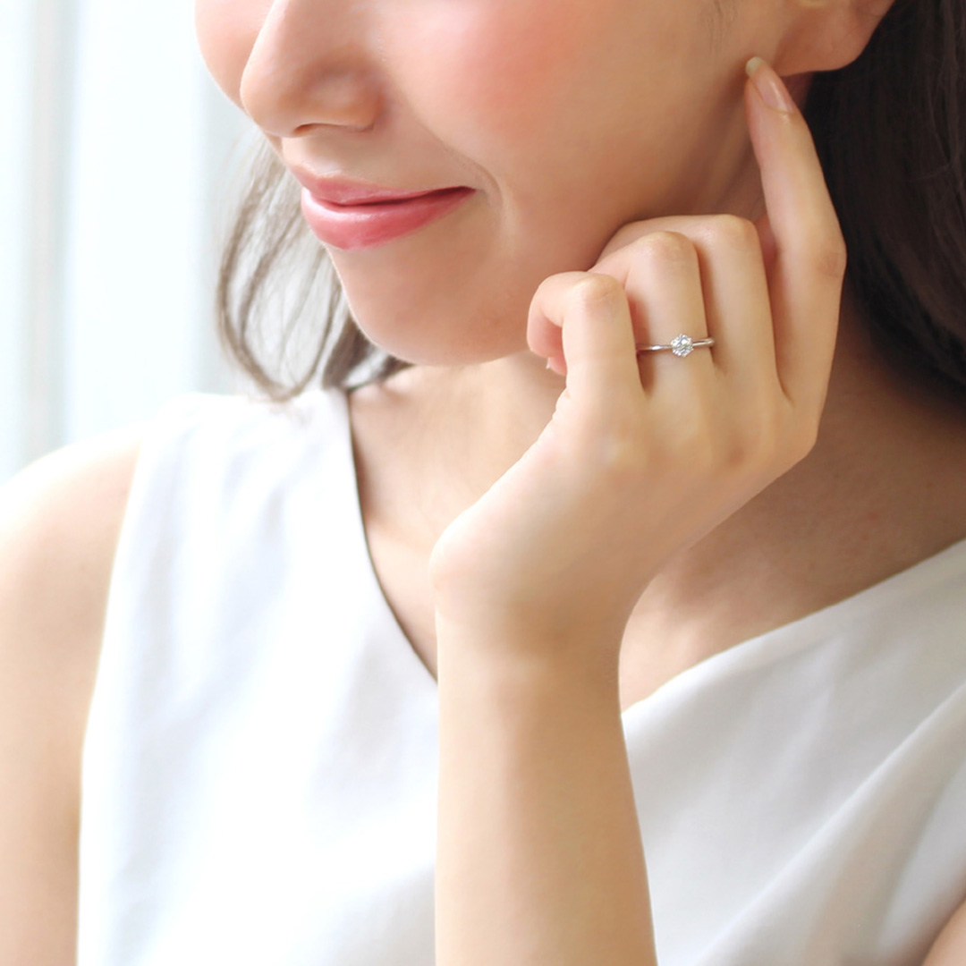 ビズー公式】婚約指輪 エンゲージ ダイヤモンド Pt900 K18 YGリング