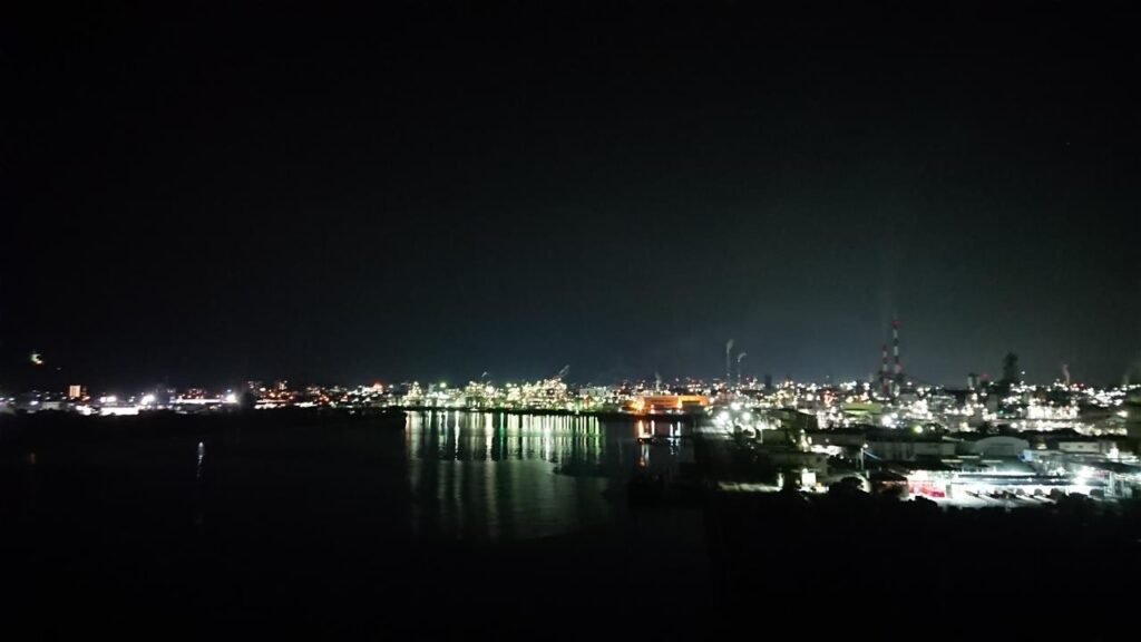 50歳から始めた一眼レフその発端 – D60で工場夜景