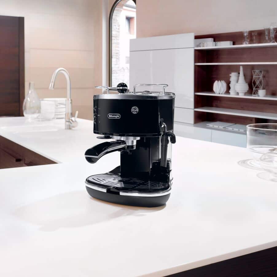 Icona Espresso Machine, Black ECO-310.BK | De'Longhi US