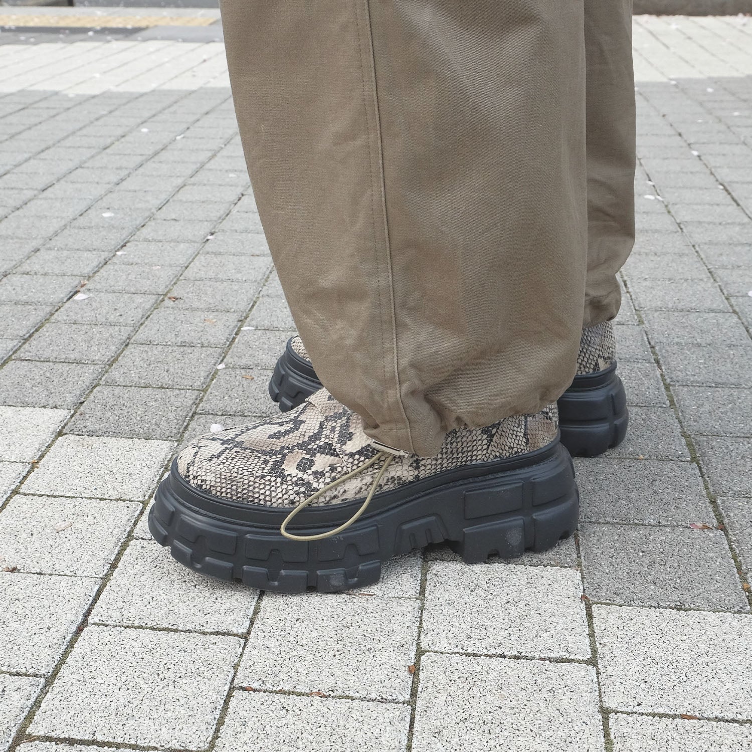 Daniella & GEMMA ONLINE STORE – ダニエラアンドジェマ レイン