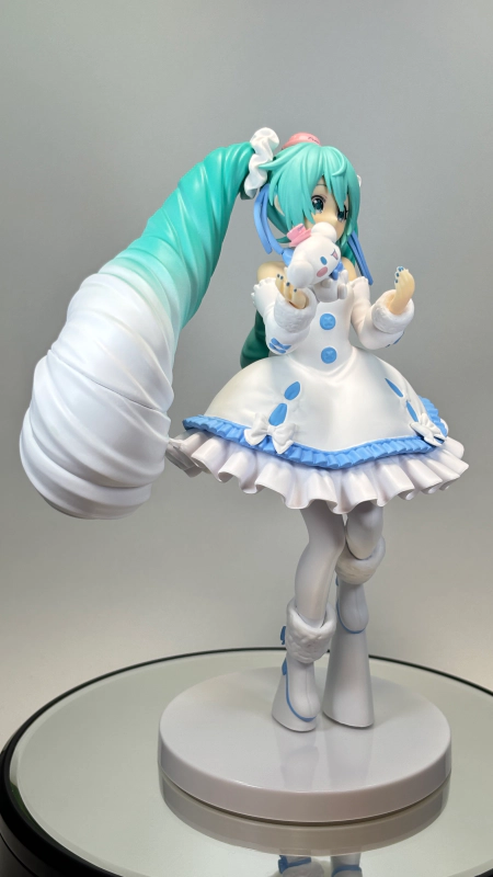 初音ミク×シナモロール ホワイトドレスver. Luminasta プライズ