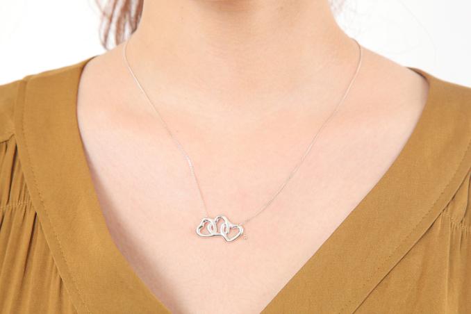 TIFFANY & Co. ［ティファニー］ トリプル ハート ペンダント 並行輸入品