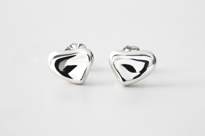 送料無料】ティファニー TIFFANY & Co. フルハート ピアス 並行輸入品