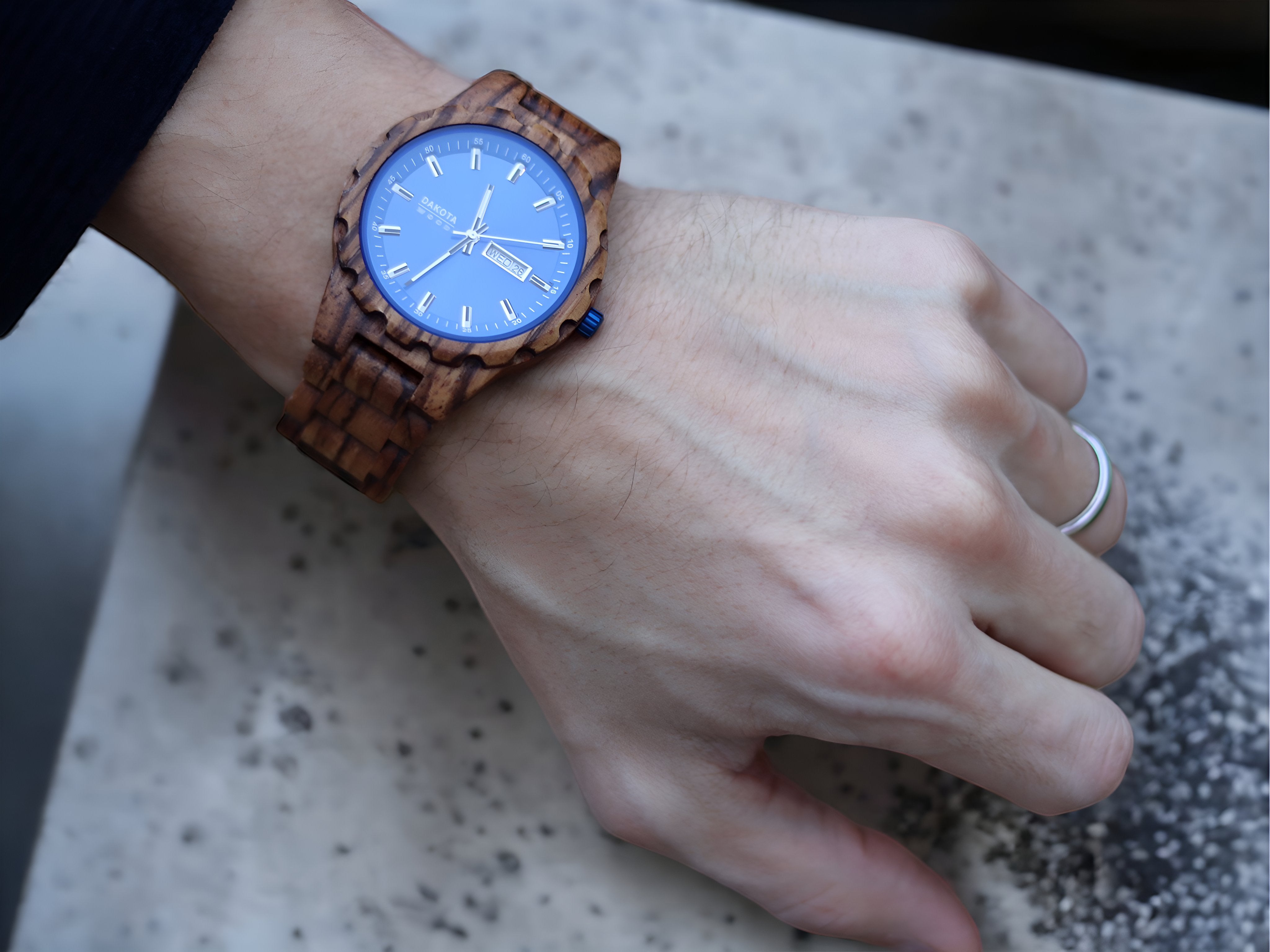 Day/Date Wood - Zebrawood Case/Band Blue Dial – dakotawatch
