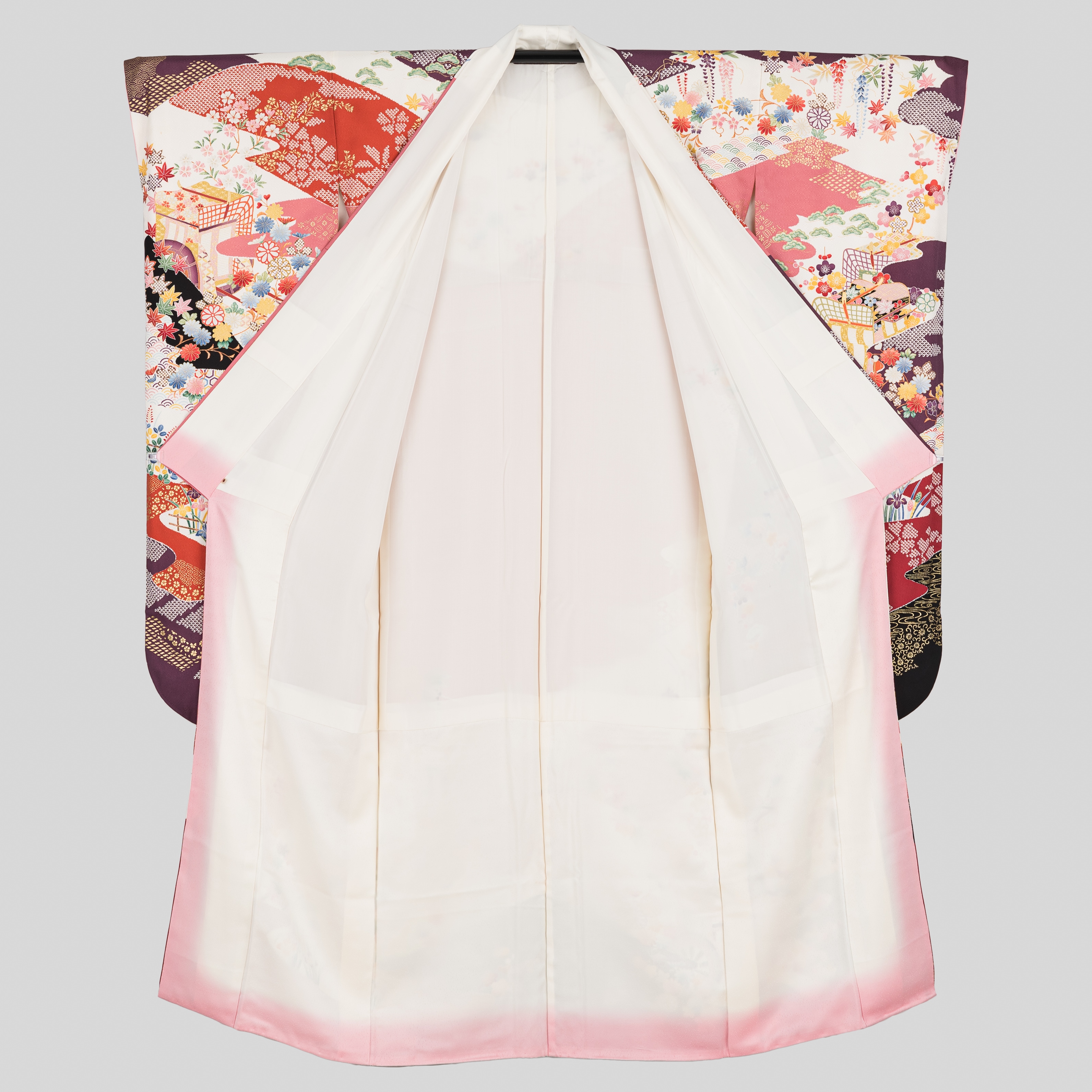 振袖 岩田専太郎 花と御所車 - からん::アンティーク着物・リサイクル