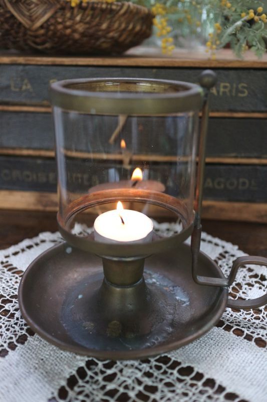 ガラスのカバーがついたキャンドルホルダー - フランスアンティークの