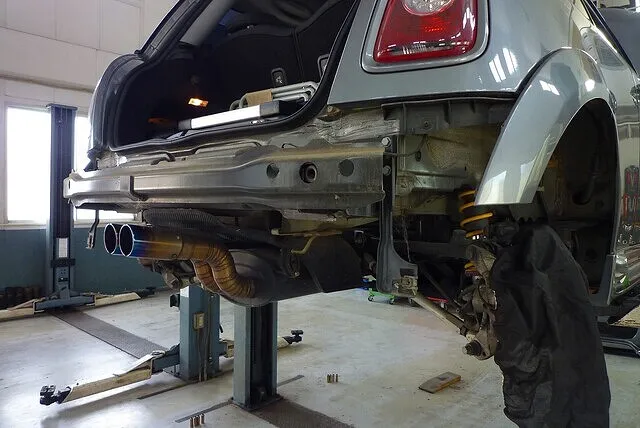 ミニ R56 クーパーS マフラー加工 三重県 津市