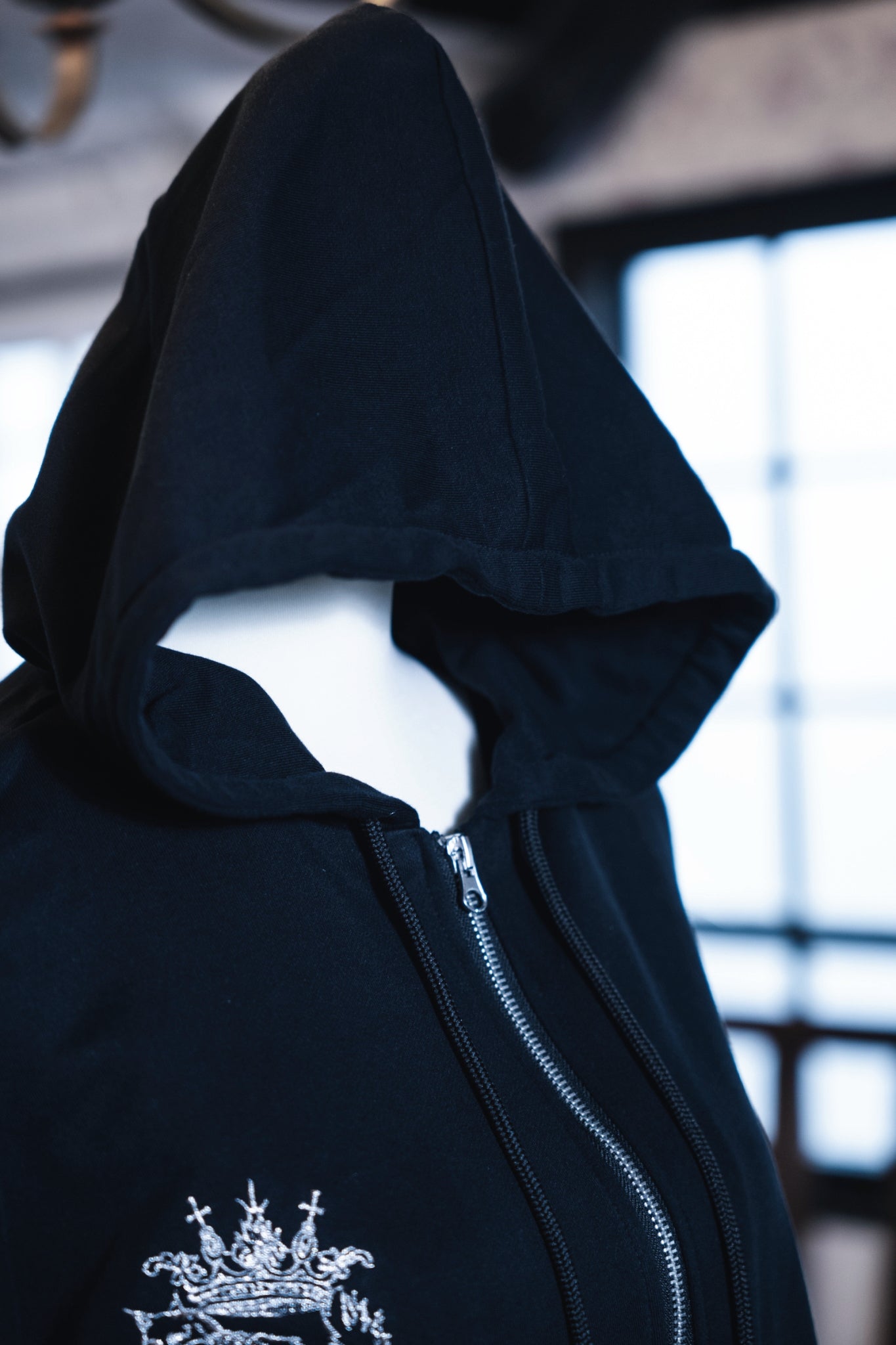 sideline zip hoodie black