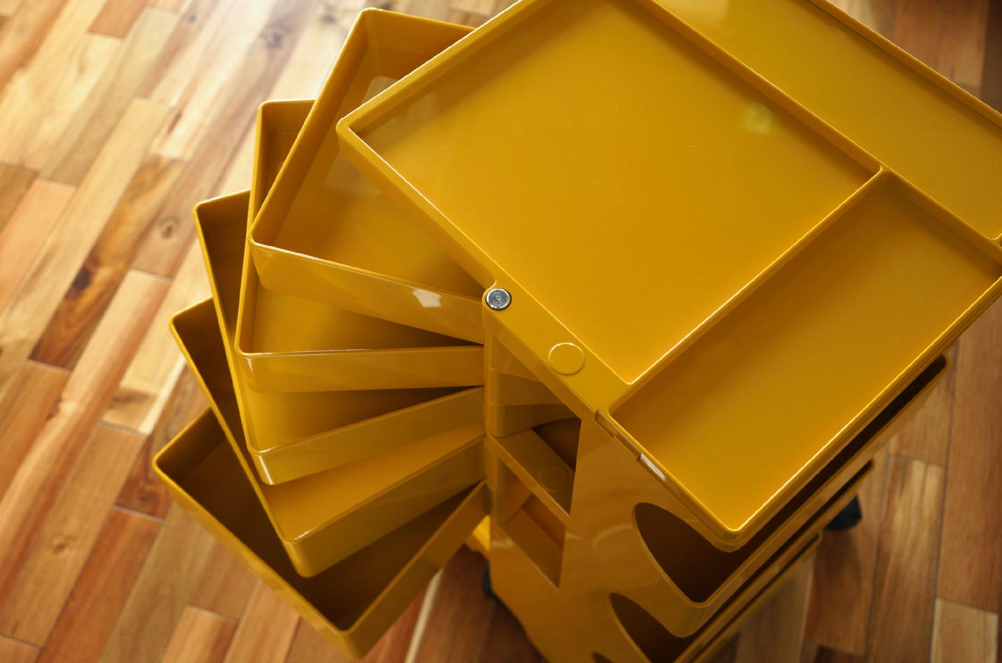 ボビーワゴン 3段5トレイ ハニー