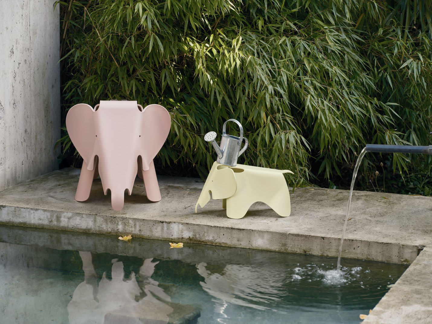 Vitra（ヴィトラ） イームズエレファント（Eames Elephant）RE