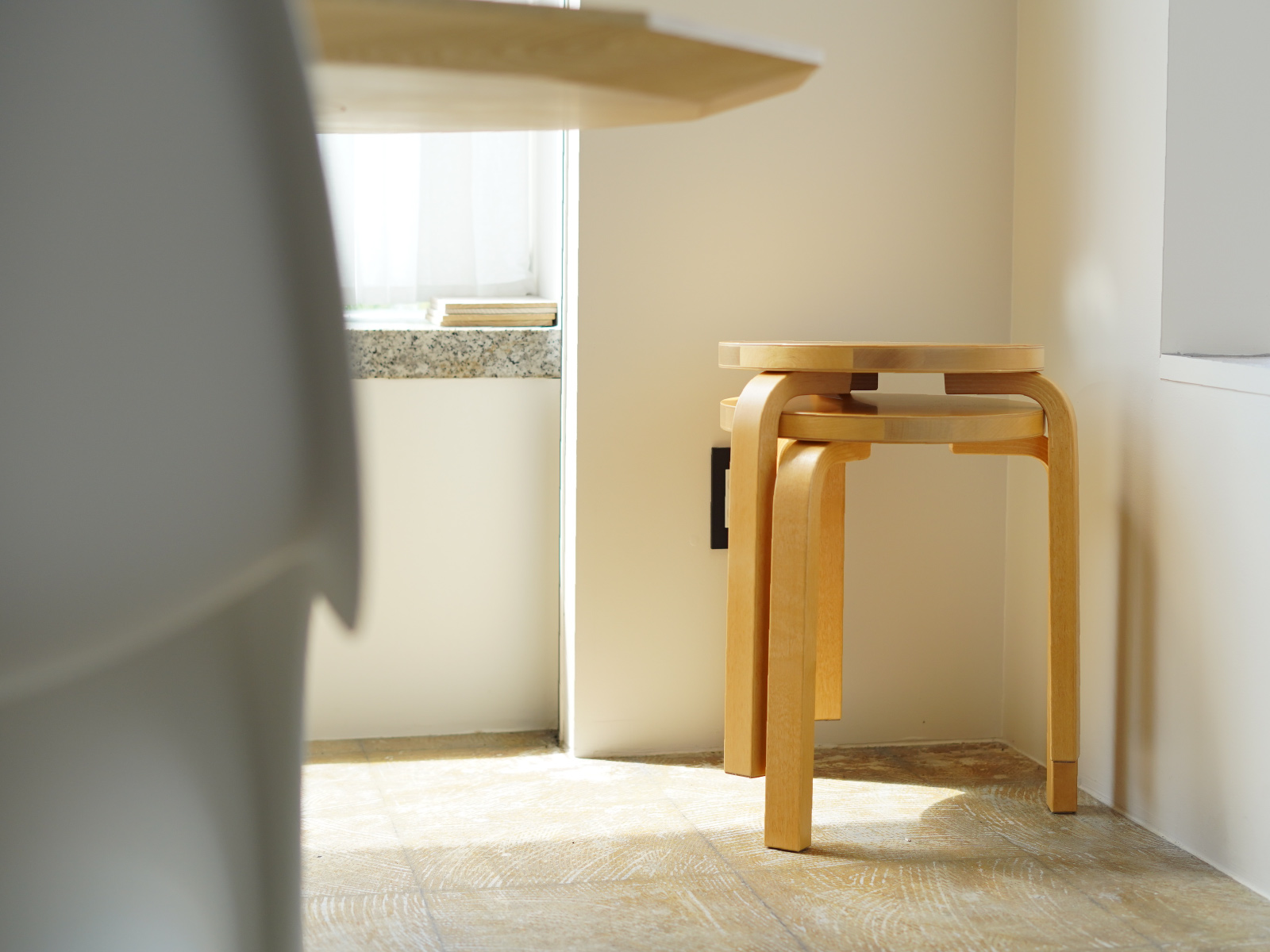 artek (アルテック) STOOL 60（スツール 60） 3本脚 ハニーステイン