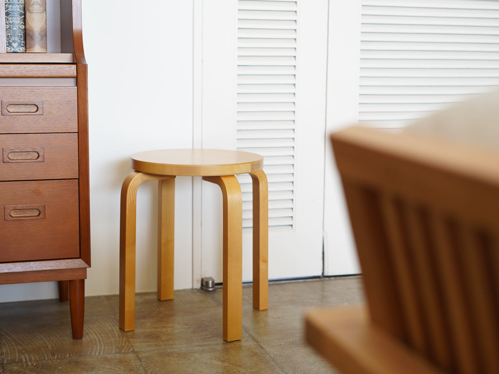 artek (アルテック) STOOL E60（スツールE60） 4本脚 ハニーステイン