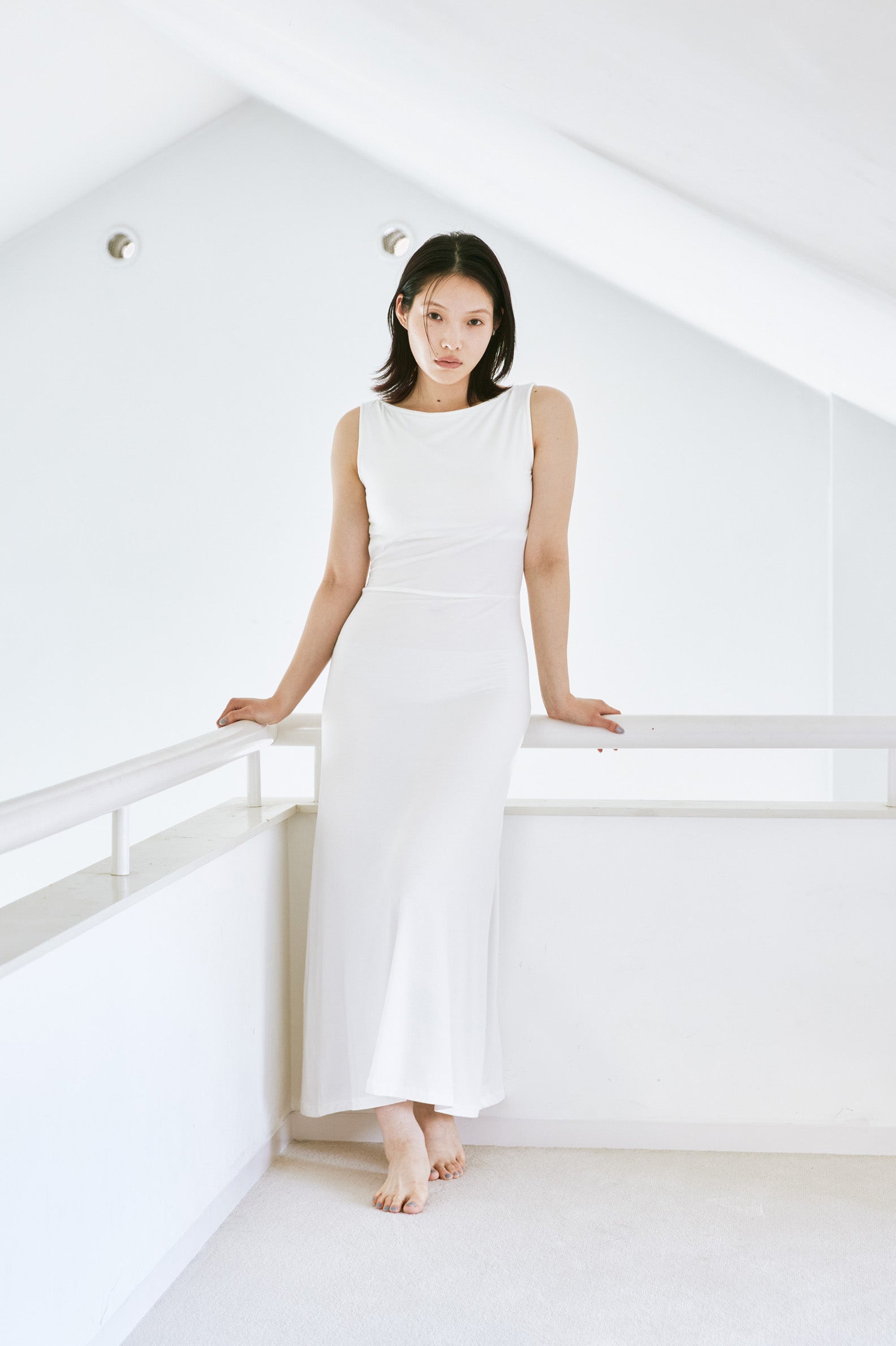 Collagen Sleeveless Open Back Dress – determ;