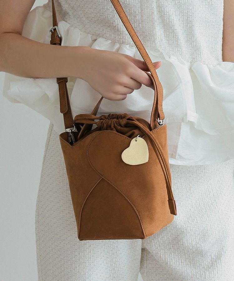 ハートカットスウェードバッグ