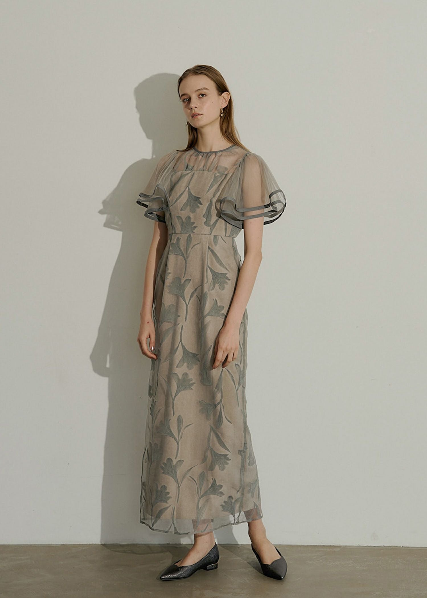 Circurar sleeve flower dressのドレス|Dorry Doll / LE'RURE