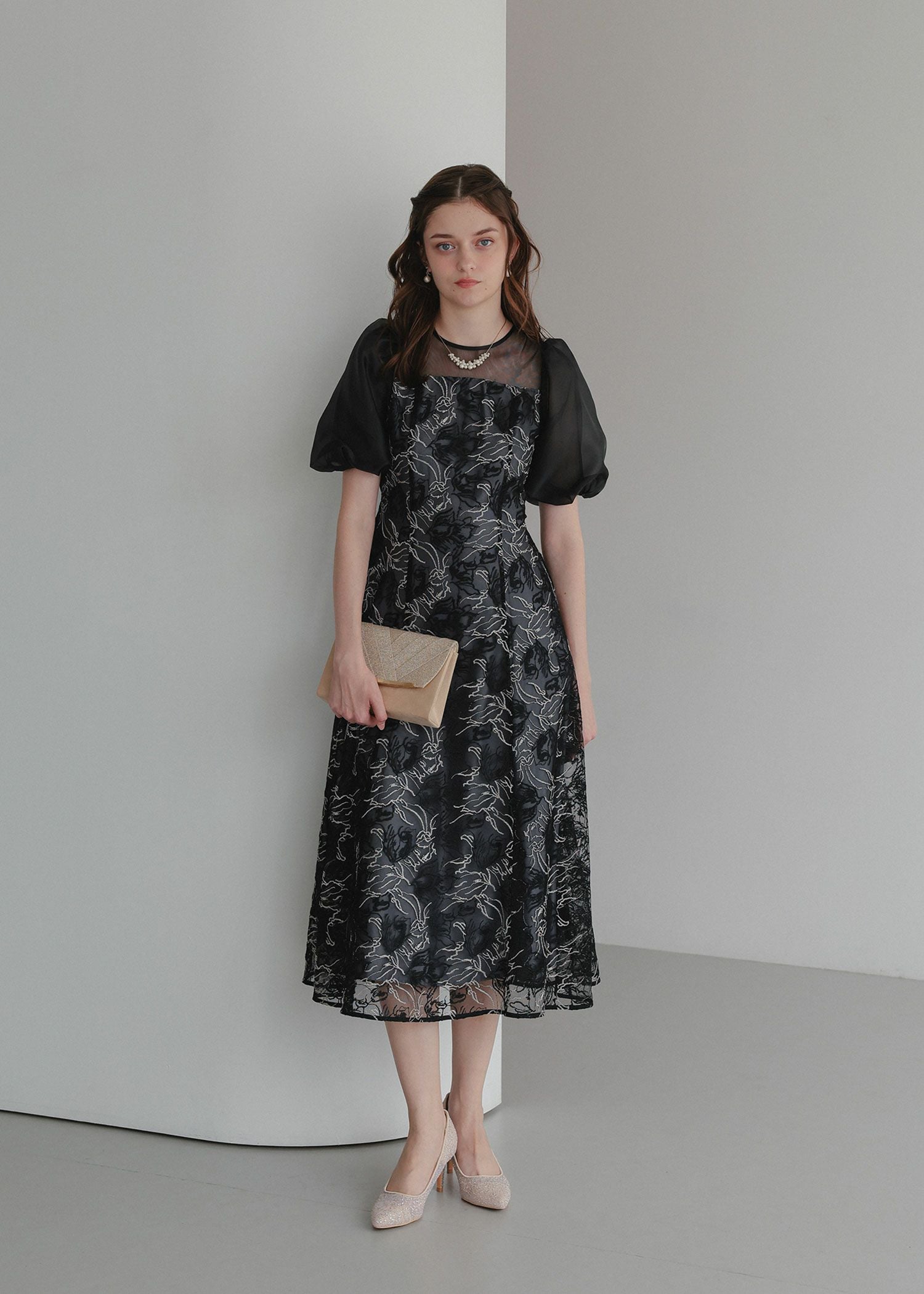 ニュアンスフラワーレースドレス｜DorryDoll