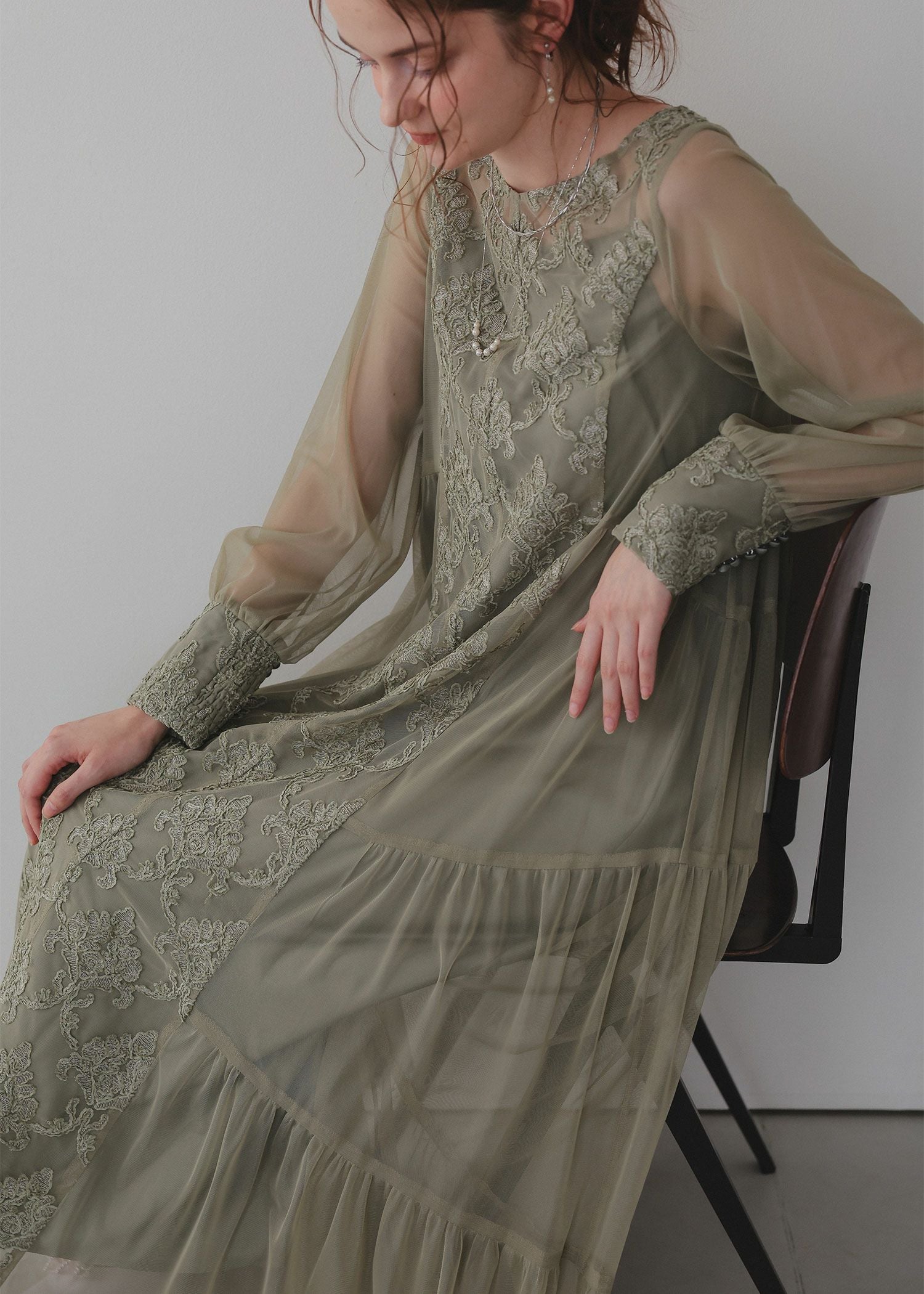 モールレースサイドティアードドレス｜DorryDoll