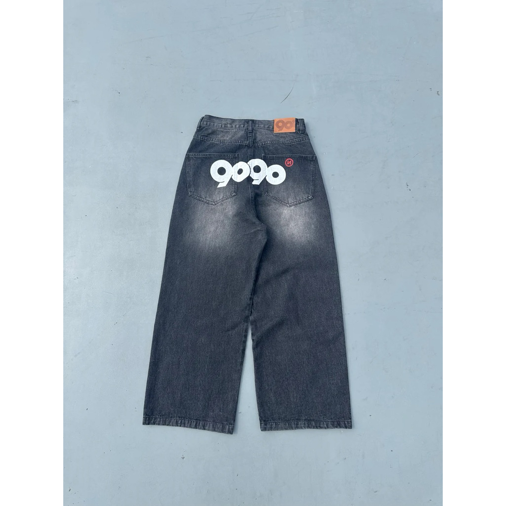 9090 OG Logo Painted Denim Pants | 蝦皮購物