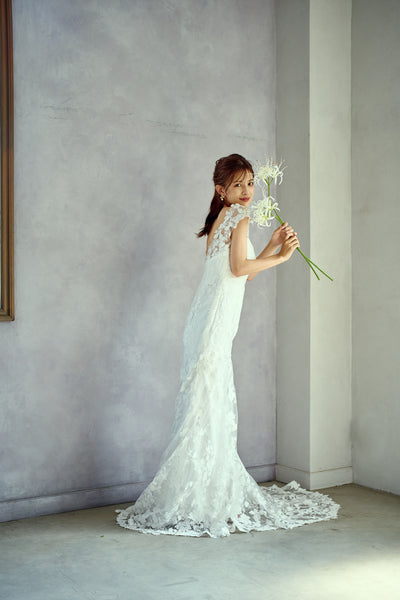 刺繍レース フレンチスリーブ バックV ソフトマーメイドドレス（W284）