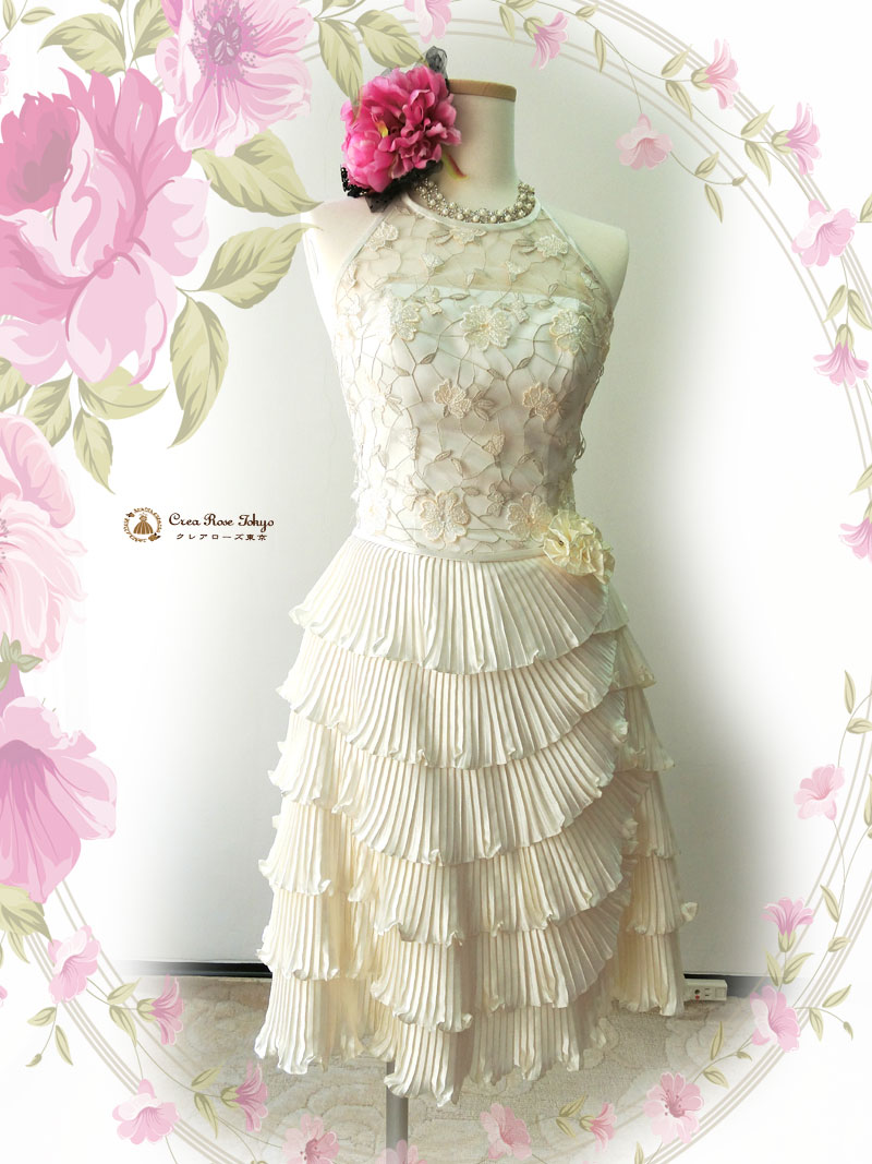 エレーナスワン]フリルがゴージャスな華やかドレス｜レンタルドレスの