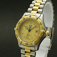 タグ・ホイヤー プロフェッショナル 200m レディースウオッチ | 女性用