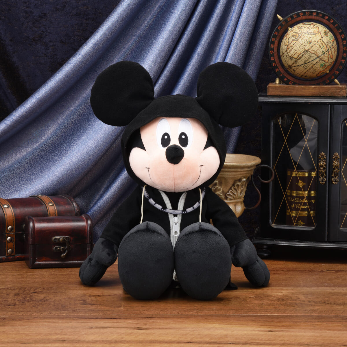 XIII機関の黒いコートを纏った王様ミッキー！セガプライズ ディズニー