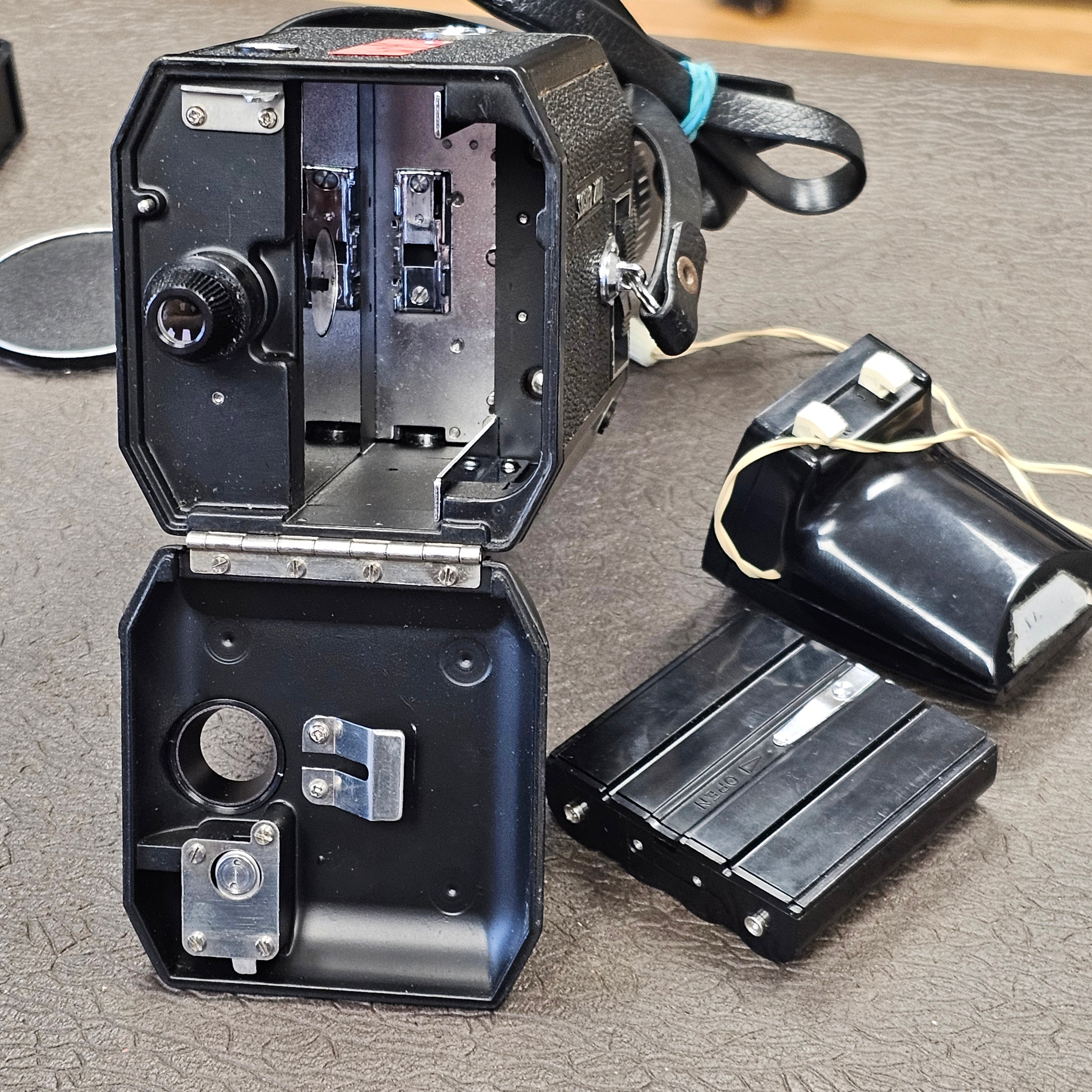 Miida FTL Synchro Zoom Super 8mm Camera S# 00500 with Miida 8-64mm