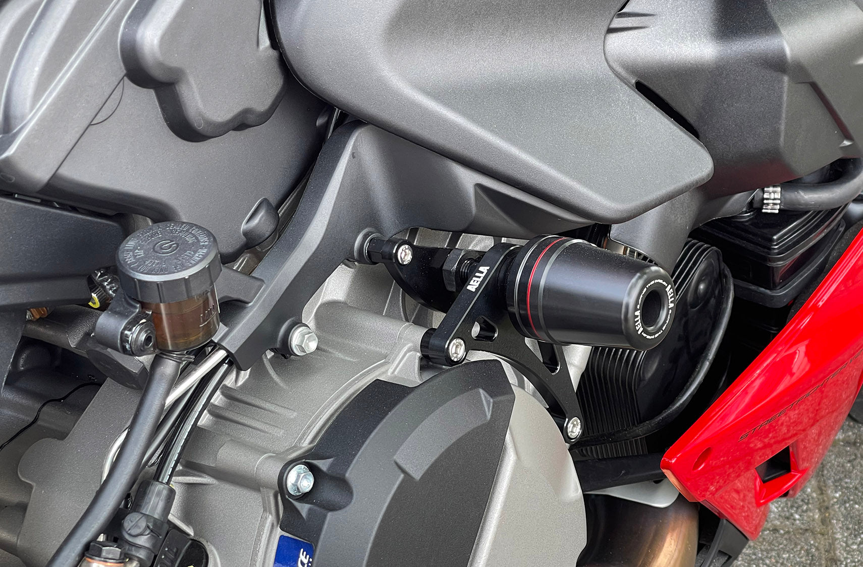 アエラ AE-68153 エンジンスライダー 2023 ストリートファイターV2