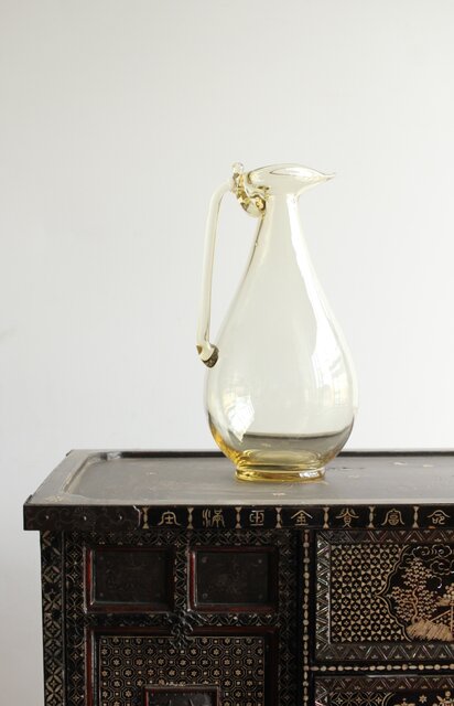 由水常雄 監修 復元正倉院ガラス白瑠璃 水瓶/水差 Y051｜骨董店 のびる