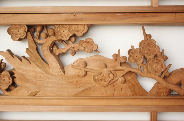 柳沢英一 井波彫刻 木彫欄間 【松竹梅】2枚1組 R0509｜骨董店 のびる