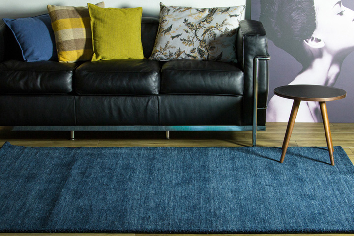 ウールラグ】 ルリプレーン 230x160cm ミッドナイトブルー | 高品質な