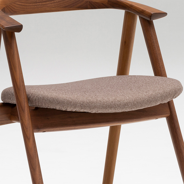 ショートアームチェア CW7601 ブラウン ウォールナットナチュラル 通販