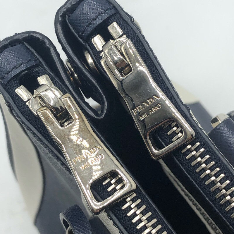 プラダ PRADA ガレリア ミディアム 1BA863 ネイビー/ホワイト