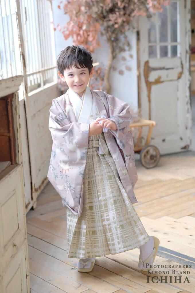 5歳七五三袴 レンタル 恐竜デザイン ブラウン