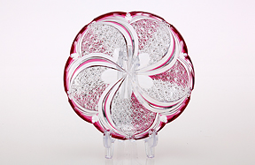 東京都名誉都民 瀧澤利夫の専門店 江戸切子 飾り皿・桜皿が高級桐