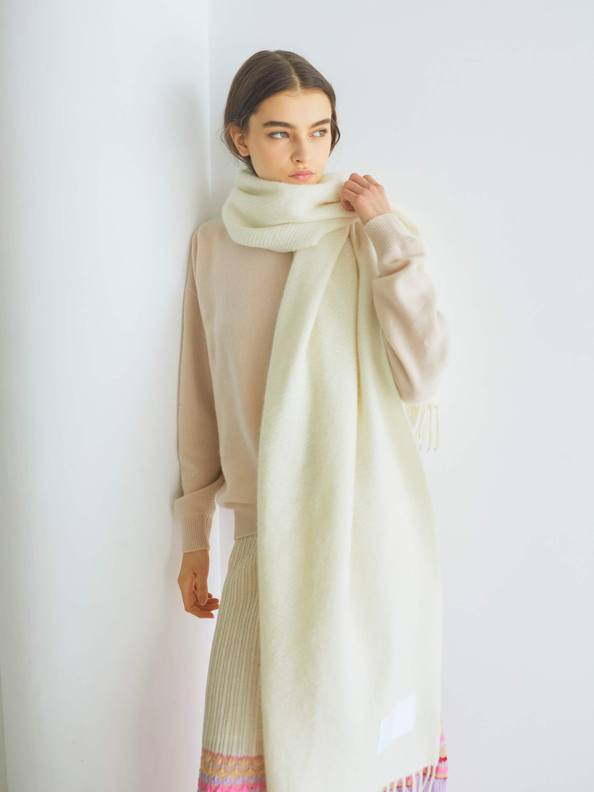 カシミヤストール(ロング) ホワイト | EDWARD BROWN(エドワード