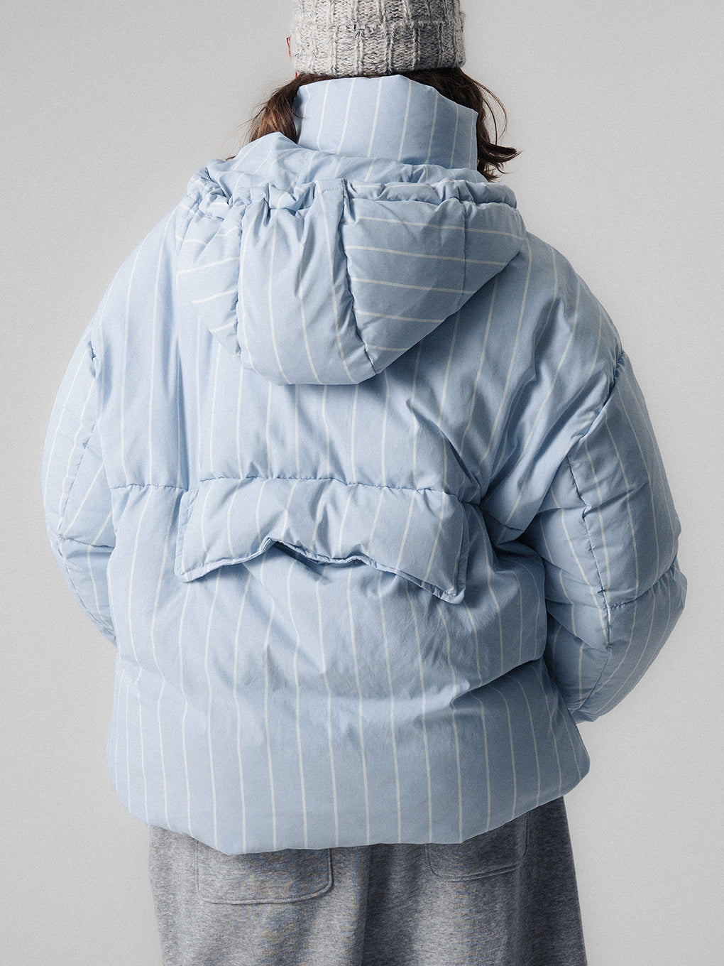 UNIVERSAL DOWN JACKET