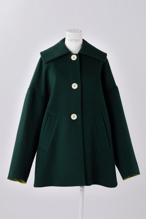 ENFOLD(エンフォルド)｜ウールリバー フラットカラーショートコート