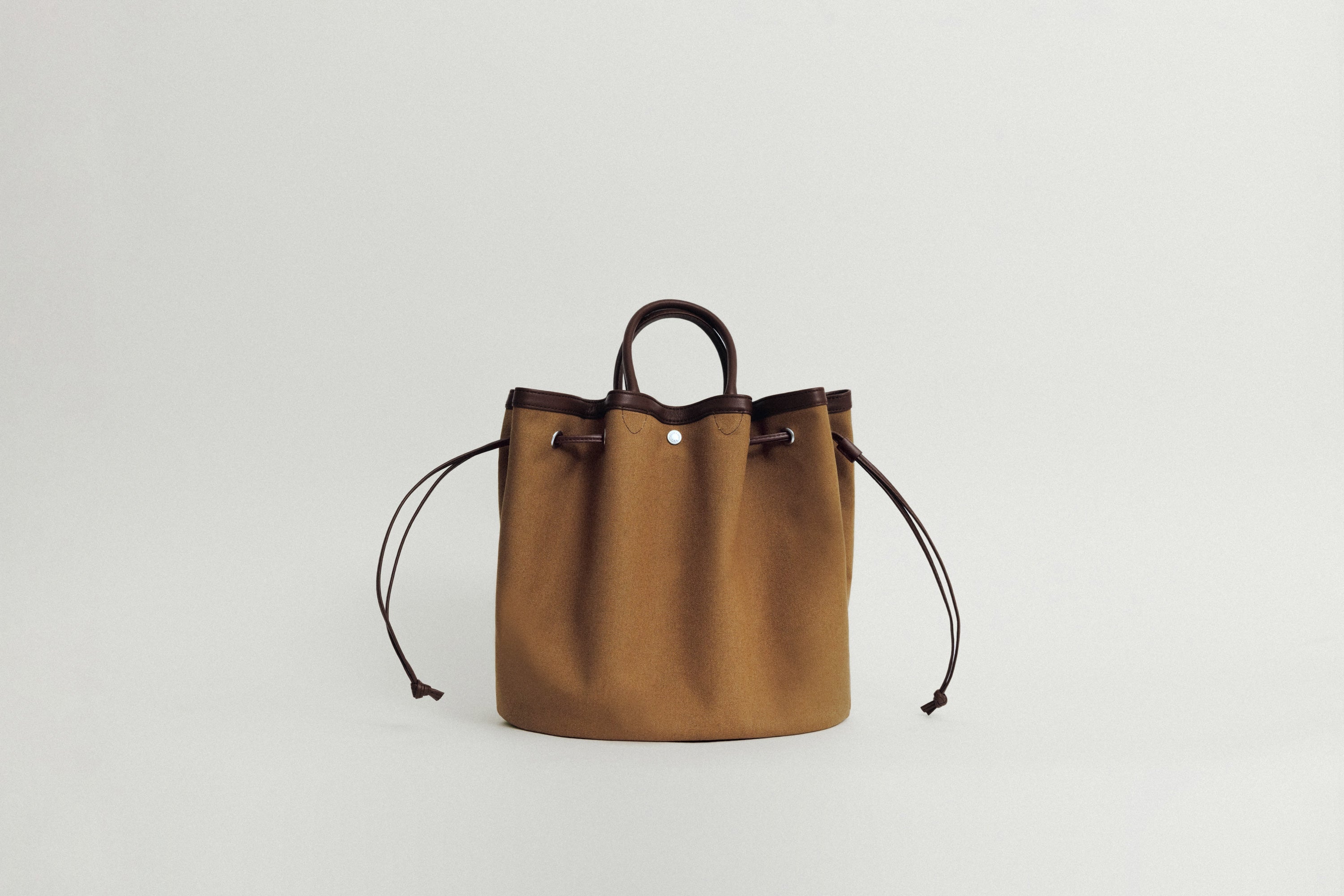 SAC COQUILLE TAN – TOUT Y EST EN