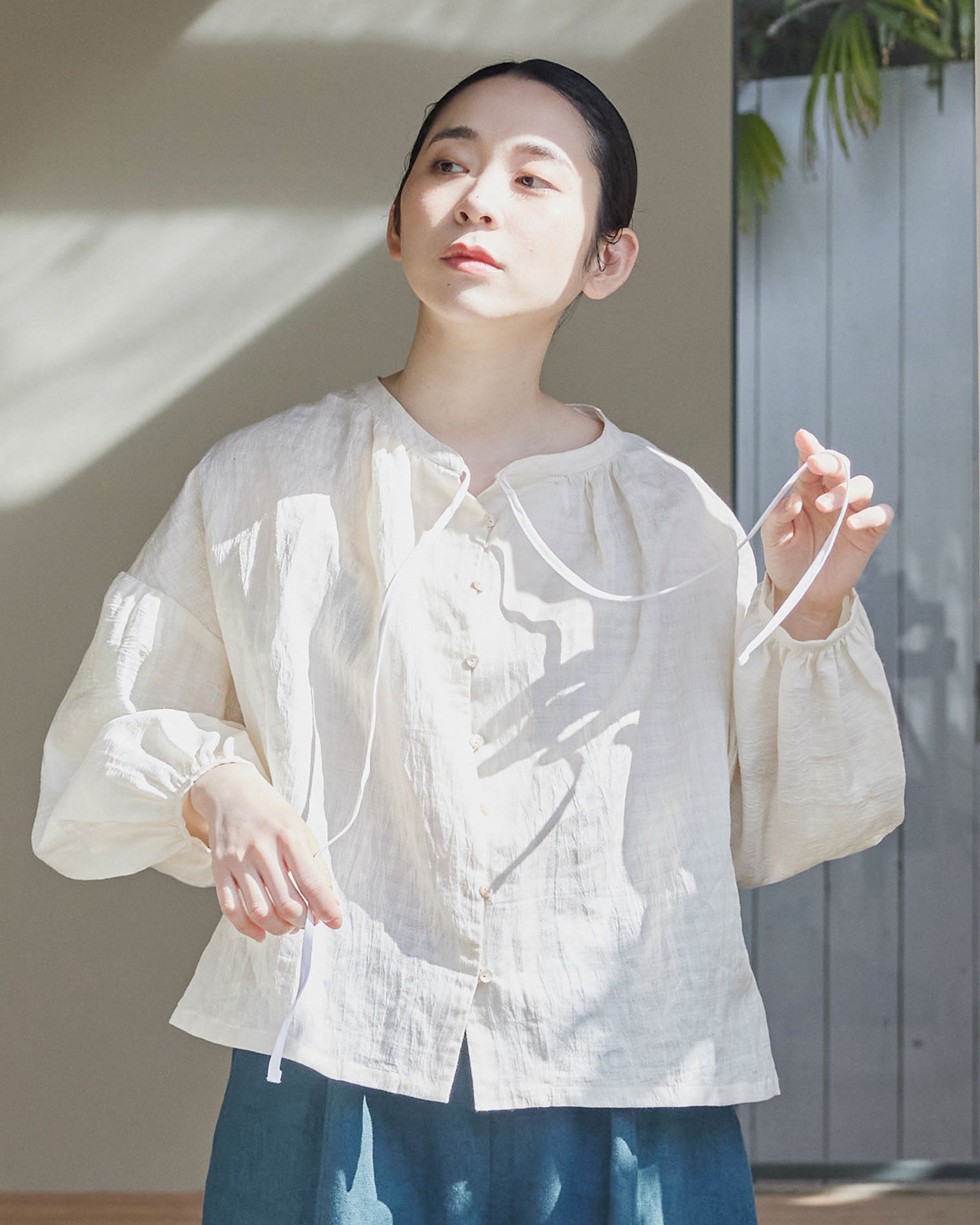 ボートネックギャザーブラウス / リネンコットンドビー – entwa