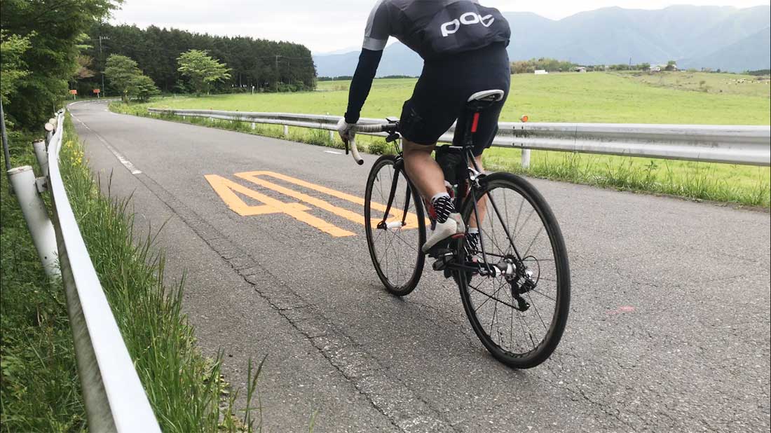 ラファ「カーゴビブショーツ」レビュー。ポケットがある便利さ