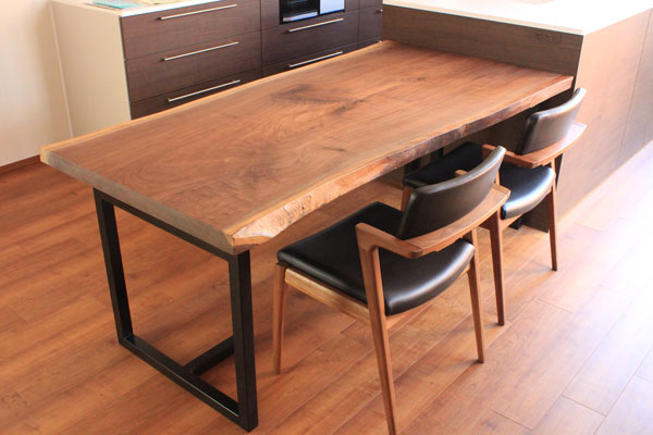 ブラックウォールナット一枚板 ダイニングテーブル 納品事例|一枚板