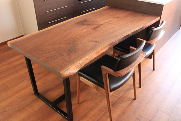 ブラックウォールナット一枚板 ダイニングテーブル 納品事例|一枚板