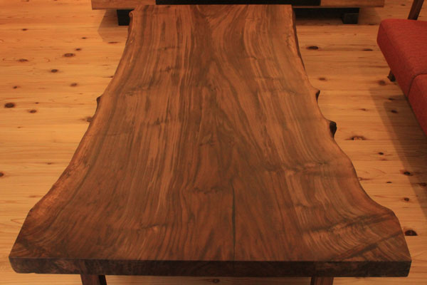 ブラックウォールナット一枚板 ダイニングテーブル 納品事例|一枚板