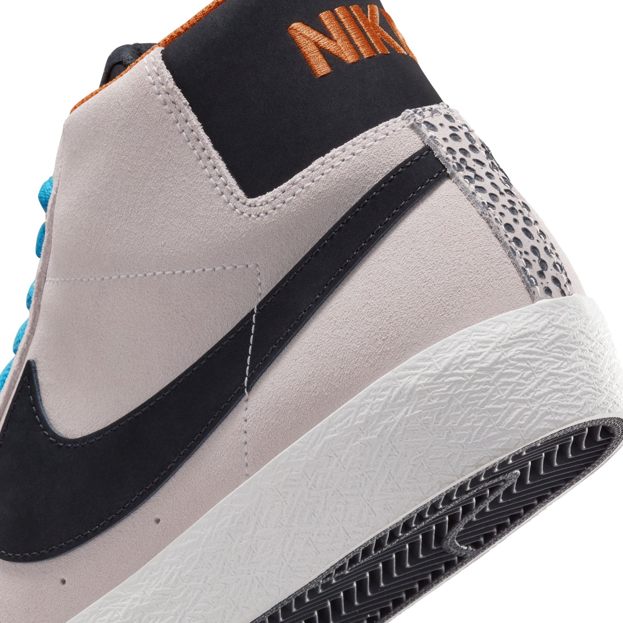 Nike SB Mens Zoom Blazer Mid Electric Shoes – Extra Butter