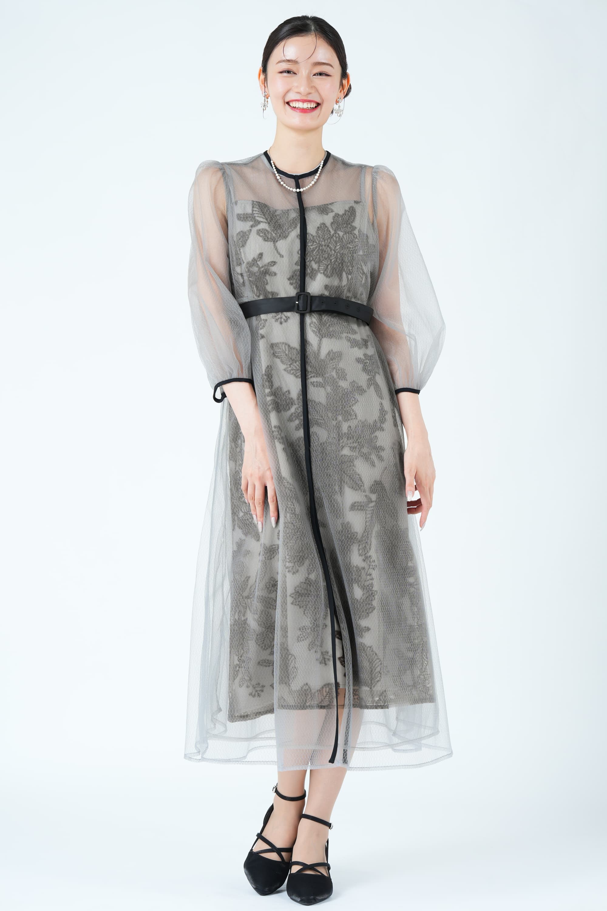 LEJA リーフ刺繍レイヤードベルトグレードレス (M) をレンタル - 結婚